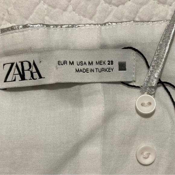 Zara NWOT Silver Foil Crop Top with Adjustable Straps - Picture 4 of 7